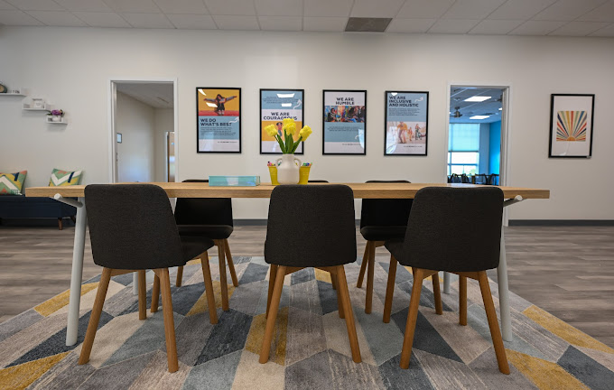 Meeting area at Beyond HC Beachwood Ohio lobby
